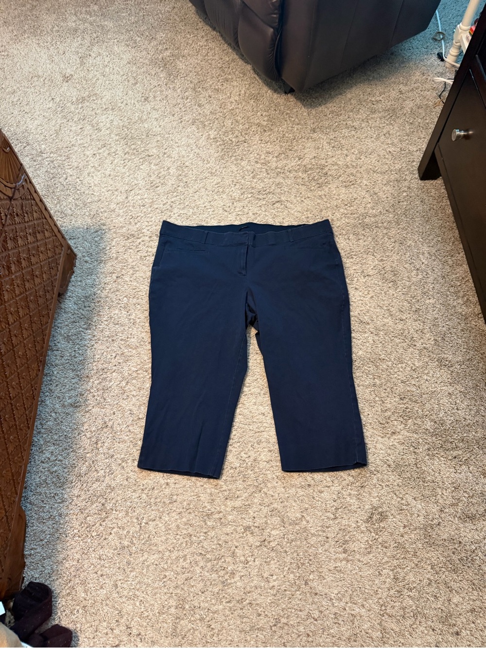 Lane Bryant Dark Navy Cropped Stretch Capri Pants